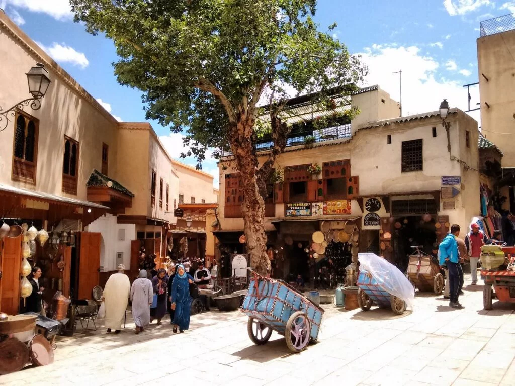 place-seffarine-square